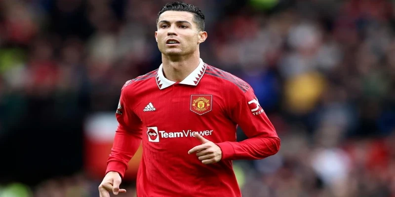 CR7 là cái tên không thể thiếu trong top những cầu thủ xuất sắc nhất thời đại 